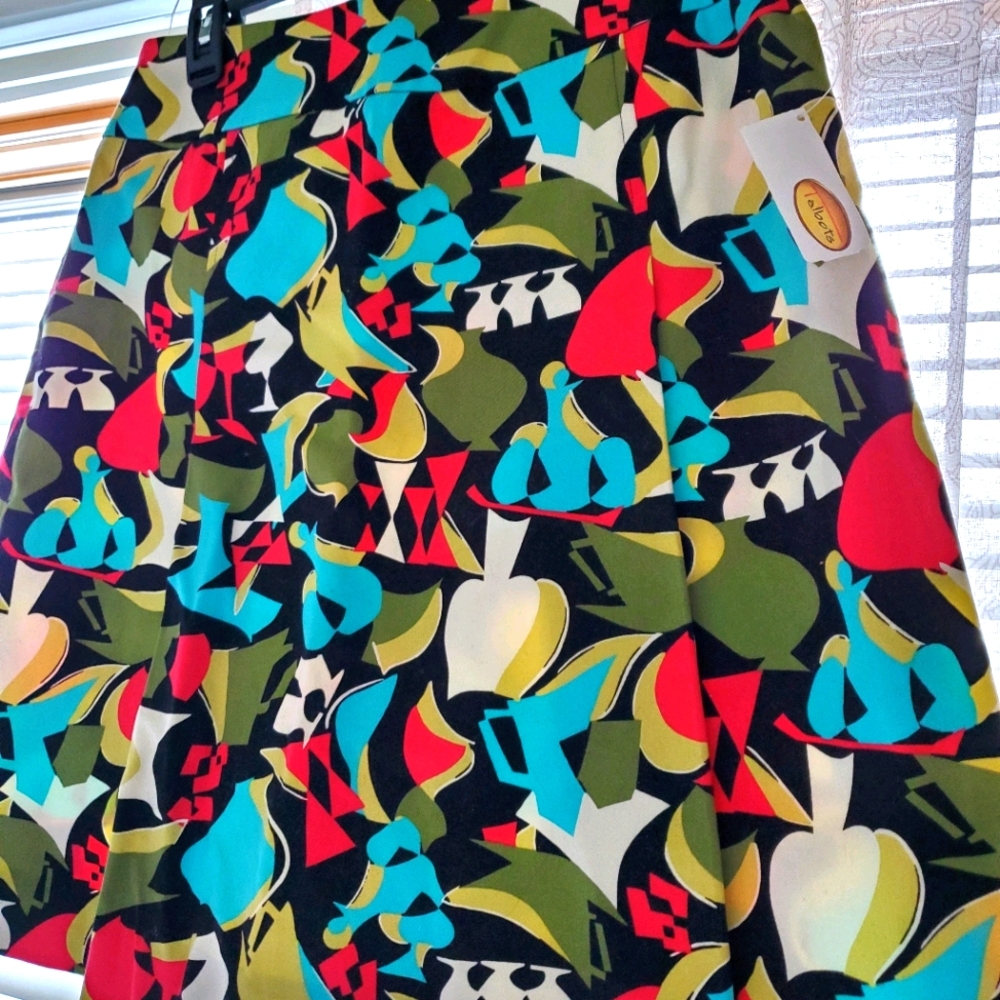 Talbots stretch fit skirt. Vibrant Size 12
